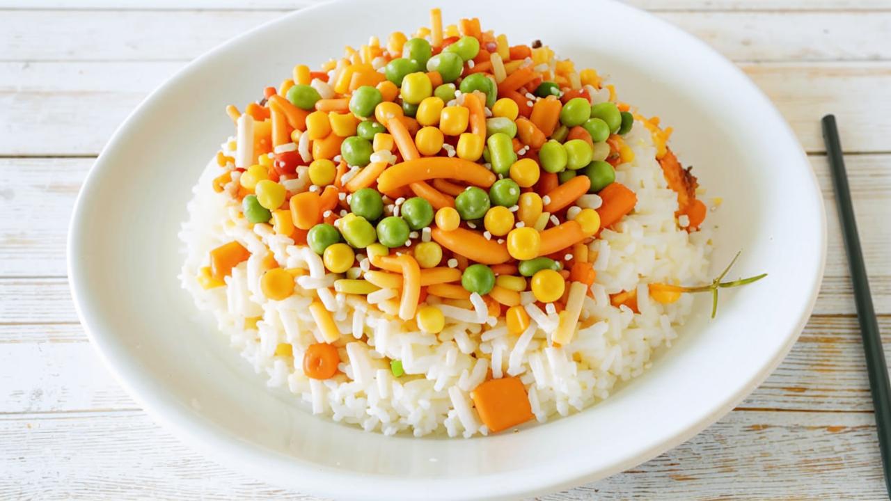 How to cook healthy rice with vegetables?