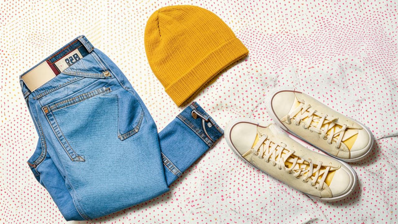 On the photo: Puma sneakers, Stussy hat, jeans