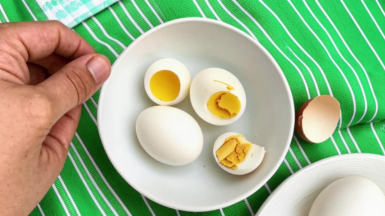 Why eggs don't peel well and how to fix it